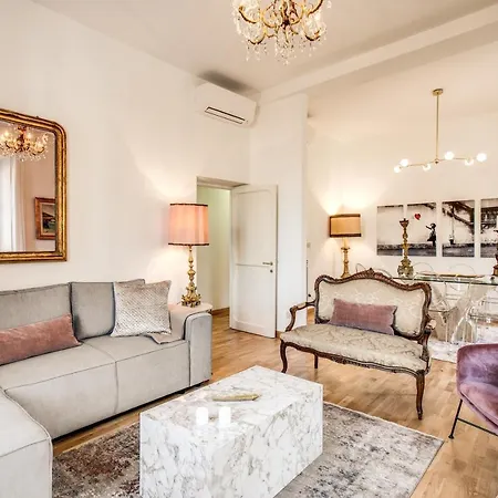 Luxury With A View Apartment *